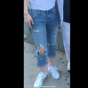 Levi’s Cropped Boyfriend Jean Distressed